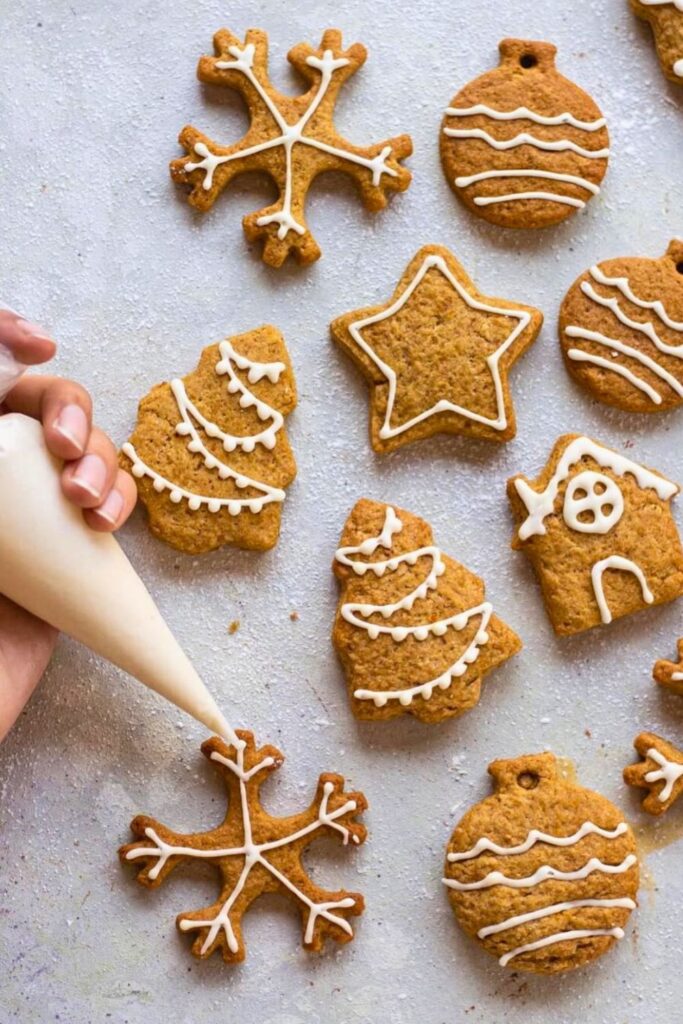Gingerbread Cookies Icing