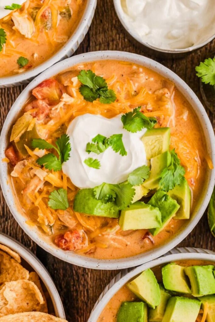 Toppings That Make Chicken Fajita Soup Taste Like a Party