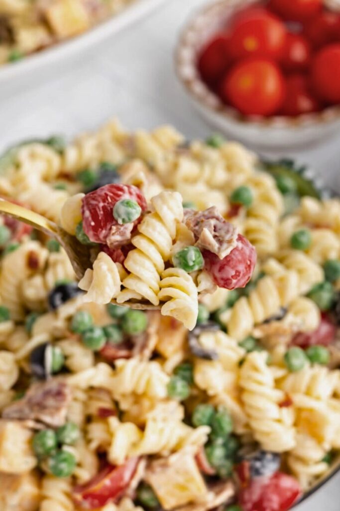 Why You’ll Love This Bacon Ranch Pasta Salad